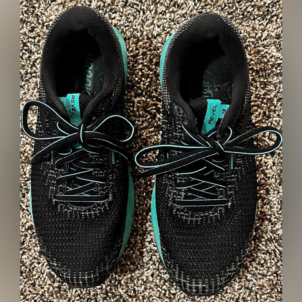 Brooks Revel 3 Black and Teal Green Athletic Shoes